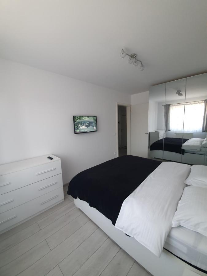 Apartament Coresi Promenada Coresi บราชอฟ ภายนอก รูปภาพ